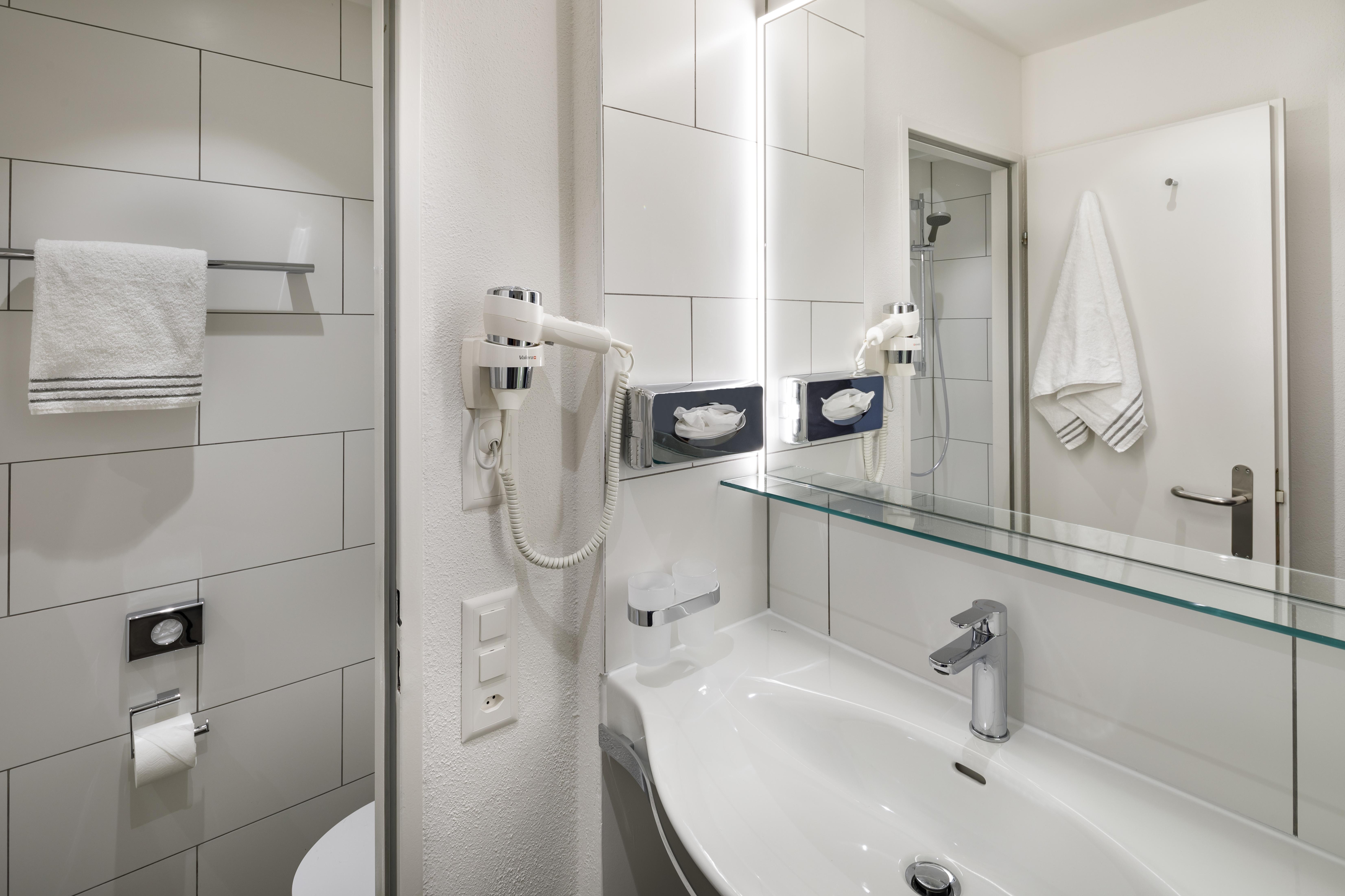 Hotel Bellinzona Sud Swiss Quality Monte Carasso Dış mekan fotoğraf